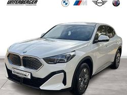 Weiß Gebraucht 2024 BMW iX2 Shadowline SUV | 37.990 €
