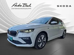 Moonweiß perleffekt met. Gebraucht 2024 Skoda Scala Drive Kleinwagen | 24.480 € (Etwas zu teuer)