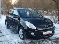 Schwarz Gebraucht 2012 Hyundai i20 Edition Kleinwagen | 6.590 € (Etwas zu teuer)