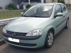 Grün Gebraucht 2002 Opel Corsa Sport Kleinwagen | 1.100 € (Guter Preis)