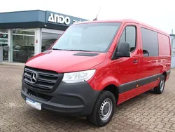 Rot Gebraucht 2020 Mercedes Sprinter Van | 26.990 €