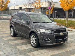 Grau Gebraucht 2013 Chevrolet Captiva SUV | 5.900 € (Superpreis)