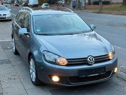 Grau Gebraucht 2010 VW Golf VI Highline Kombi | 6.490 € (Fairer Preis)