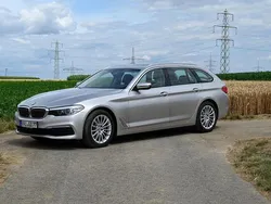 Silber Gebraucht 2018 BMW 530 Kombi | 19.899 € (Fairer Preis)