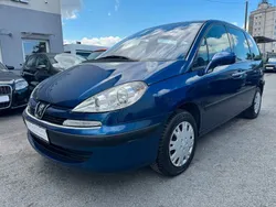 Blau Gebraucht 2005 Peugeot 807 Tendance Van / Kleinbus | 3.499 €