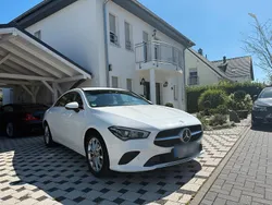 Weiß Gebraucht 2019 Mercedes CLA180 Limousine | 23.999 € (Fairer Preis)