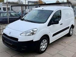 Lack weiss banquise/deckende l Gebraucht 2015 Peugeot Partner Avantage Van / Kleinbus | 5.390 € (Guter Preis)