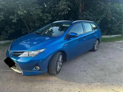 Gebraucht 2013 Toyota Auris Hybrid Life Kombi | 8.800 € (Fairer Preis)