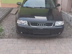 Schwarz Gebraucht 2001 Audi A3 Attraction Limousine | 1.600 € (Guter Preis)