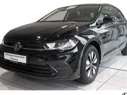 Schwarz Neu 2025 VW Polo Life Limousine | 28.584 € (Etwas zu teuer)