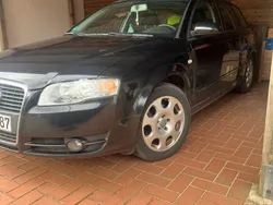 Schwarz Gebraucht 2004 Audi A4 Kombi | 1.950 € (Fairer Preis)