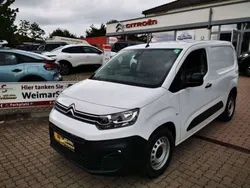 Lackierung weiss icy Gebraucht 2024 Citroën e-Berlingo Van / Kleinbus | 25.990 € (Superpreis)