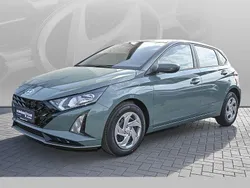 Grün Neu 2025 Hyundai i20 Select Limousine | 20.790 € (Fairer Preis)