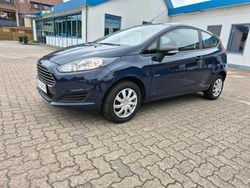 Blau Gebraucht 2015 Ford Fiesta Ambiente Kleinwagen | 4.699 € (Guter Preis)