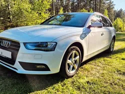 Weiß Gebraucht 2015 Audi A4 Ambiente Kombi | 14.900 € (Fairer Preis)