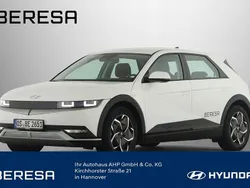 Weiß Gebraucht 2023 Hyundai Ioniq 5 Dynamiq SUV | 42.790 € (Etwas zu teuer)