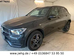 Grau Gebraucht 2021 Mercedes GLC300e AMG line SUV | 35.350 € (Guter Preis)