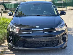 Schwarz Gebraucht 2017 Kia Rio Platinum Edition Limousine | 6.999 € (Fairer Preis)