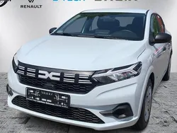 Weiß Neu 2025 Dacia Sandero Essentiel Kleinwagen | 15.719 € (Guter Preis)