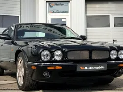 Schwarz Gebraucht 2000 Jaguar XJR Limousine | 27.200 € (Fairer Preis)