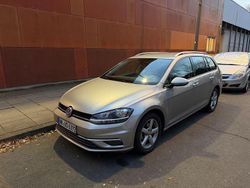 Grau Gebraucht 2017 VW Golf VII Sound Kombi | 12.499 € (Fairer Preis)