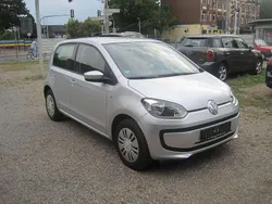 Weiß Gebraucht 2013 VW up! move up! Kleinwagen | 5.950 € (Guter Preis)
