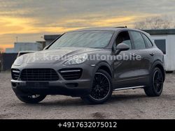 Braun Gebraucht 2011 Porsche Cayenne Turbo SUV | 16.660 €