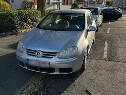 Silber Gebraucht 2005 VW Golf V Limousine | 1.999 € (Guter Preis)