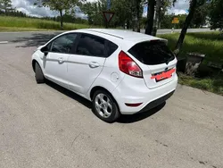 Weiß Gebraucht 2016 Ford Fiesta Trend Kleinwagen | 6.250 € (Guter Preis)
