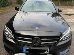 Schwarz Gebraucht 2017 Mercedes C220 AMG line Kombi | 22.999 € (Teuer)