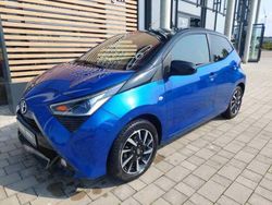 Kyotoblau metallic Gebraucht 2021 Toyota Aygo Kleinwagen | 11.910 € (Fairer Preis)