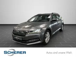 Grau Gebraucht 2022 Skoda Superb Kombi | 24.990 € (Fairer Preis)