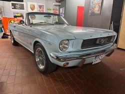 Blau Gebraucht 1966 Ford Mustang Cabrio | 49.500 €