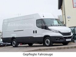 Bianco Gebraucht 2024 Iveco Daily Van / Kleinbus | 33.915 € (Superpreis)