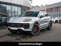 Dolomitsilbermetallic Gebraucht 2025 Porsche Cayenne GTS SUV | 149.900 €