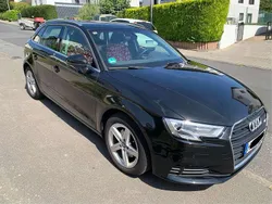 Schwarz Gebraucht 2017 Audi A3 Sportback Comfort Kleinwagen | 16.600 € (Guter Preis)