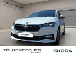 Weiß Gebraucht 2024 Skoda Fabia Drive Limousine | 21.979 € (Fairer Preis)
