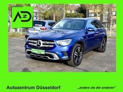 Blau Gebraucht 2020 Mercedes GLC300e AMG line SUV | 29.980 € (Fairer Preis)