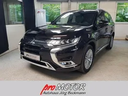 Schwarz Gebraucht 2019 Mitsubishi Outlander P-HEV Top SUV | 18.888 € (Fairer Preis)