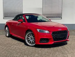 Rot Gebraucht 2019 Audi TT Roadster S-Line Cabrio | 30.990 € (Guter Preis)
