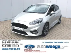 Silber Gebraucht 2021 Ford Fiesta ST-Line Kleinwagen | 14.990 € (Guter Preis)