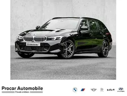 Schwarz Gebraucht 2024 BMW 330 M Sport Kombi | 39.790 €