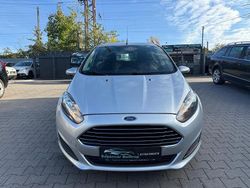 Silber Gebraucht 2013 Ford Fiesta Trend Kleinwagen | 3.600 € (Teuer)