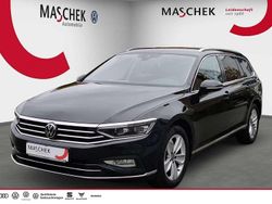 Deep black perleffekt Gebraucht 2022 VW Passat Elegance Kombi | 26.840 € (Fairer Preis)