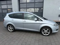 Grau Gebraucht 2007 Seat Altea XL Stylance Van / Kleinbus | 1.990 € (Etwas zu teuer)