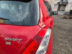 Rot Gebraucht 2012 Suzuki Swift Kleinwagen | 4.400 €