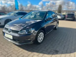 Violet Gebraucht 2015 VW Golf VII Limousine | 10.300 € (Guter Preis)