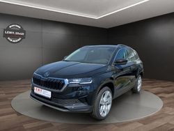 Schwarz Neu 2025 Skoda Karoq Tour SUV | 35.690 € (Fairer Preis)