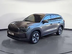 Graphitegrau metallic Neu 2025 Skoda Kodiaq Selection SUV | 53.990 €