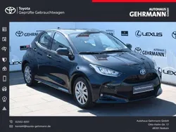 Schwarz Gebraucht 2023 Toyota Yaris Kleinwagen | 18.990 € (Fairer Preis)
